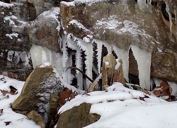 Frosty teeth on the icicles (photo by Kate St. John)